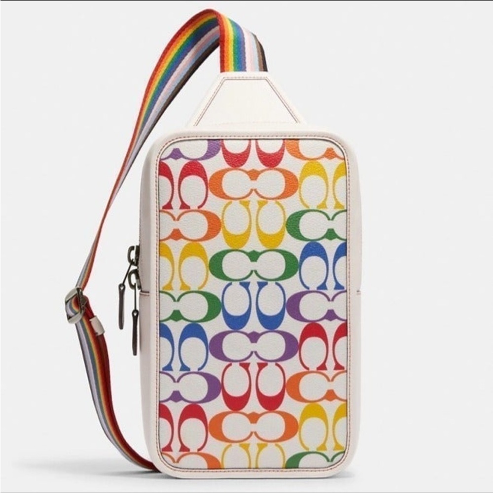 Coach Sullivan Pack In Rainbow Signature Canvas